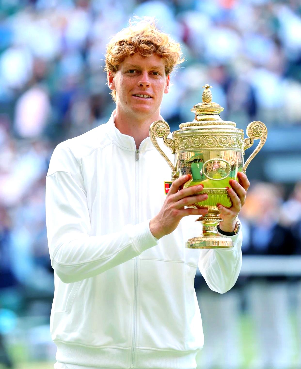 温网轻取拉沃尔杯，辛纳刷新纪录