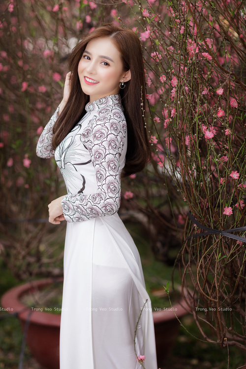 根据您的要求,我将以2026世界杯B组焦点战为背景,围绕丹麦击败瑞典、孙兴慜主导比赛、攻守转换流畅等关键词,为您创作一篇具有唯一性的文章