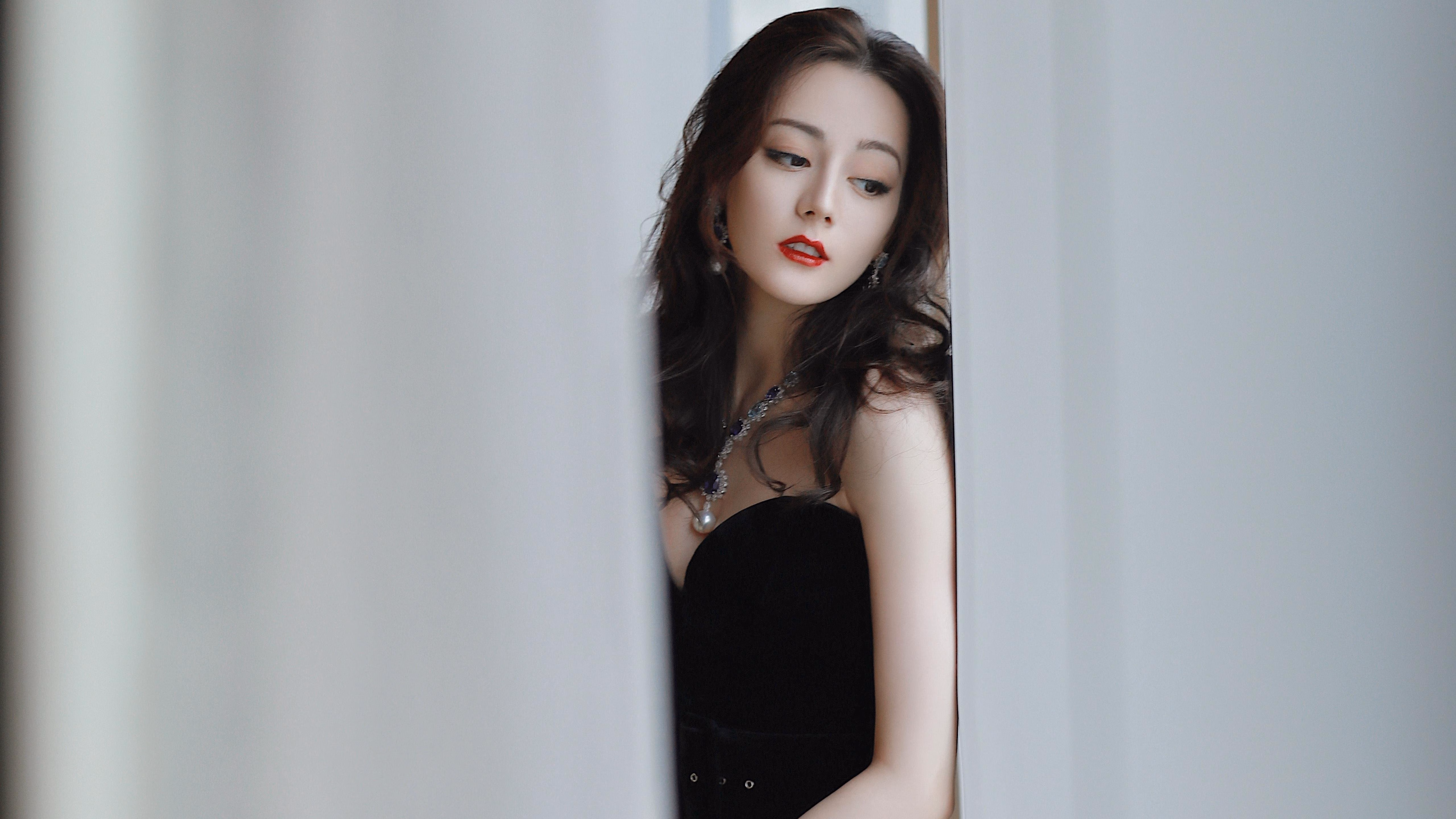 北欧巨塔碾压东南亚技术流,德容的司令塔与瑞典的钢铁协奏曲,如何奏响2026世界杯B组最震撼的压制胜局?